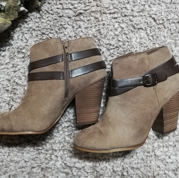 Brown booties - Picture 4 of 4